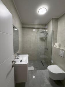Heart of Town Beach Apartment