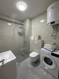 Heart of Town Beach Apartment