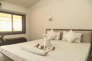 Raj Garden Resort