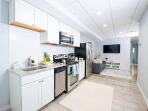 Downtown Suite II