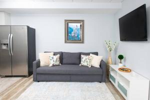 Downtown Suite II