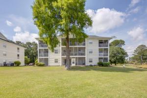 Tee Times & Poolside Vibes! Myrtle Beach Retreat