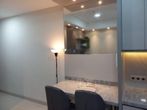 condo in Kecamatan Dukuhpakis, Indonesia