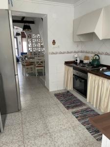 Holiday House - Casa de Sylvia
