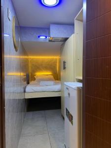 Luxury Private Capsule Room near Business Bay Downtown