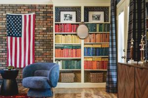 Cedar Hall - A Charming Vintage Estate