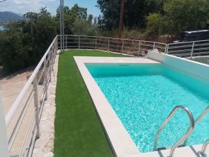 White Shale Lux Suite
