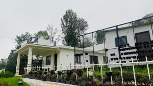 The White Haven Kotagiri