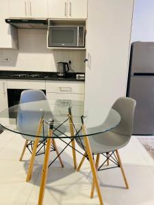 Suite 107-Modern 1BR