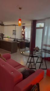 Penthouse with Panoramic Sea and Mountain Views, Sunset Kosharitsa