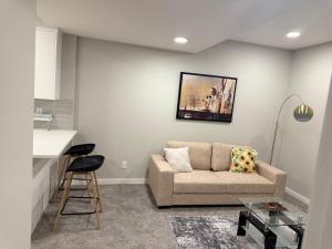 Brand New Cozy Suite - SW Calgary