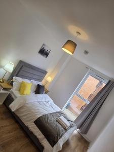 Stunning 2-Bed Apartment in City Centre