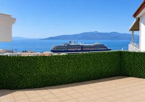 EV Sea View Penthouse