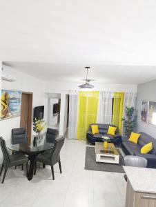 Boca del Mar III, apto 706B