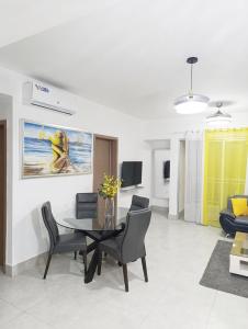 Boca del Mar III, apartamento 706A