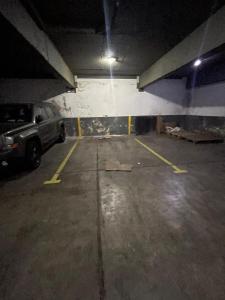 Shopping Abasto, cochera departamento , ideal familia 4