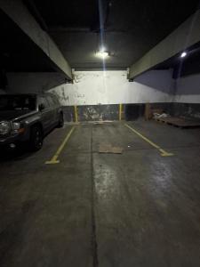 Shopping Abasto, cochera departamento , ideal familia 4
