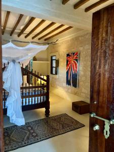 Hidden Paradise Moonrise beachfront with private pool Che Shale The Mahamri House