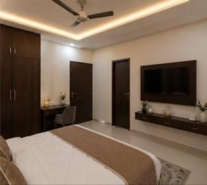 Hotel Urban Inn - The RK Hospitality Group #Prem Mandir #Chaar Dham Fully AC