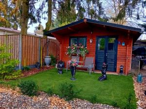 Chalet op een rustig park in de natuur