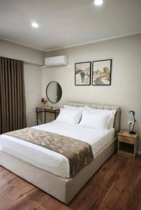 Velia Rooms