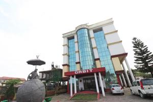 Hotel O Orbit
