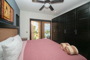 205 C: Centrally located Apto. with ocean view