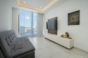 501PH - Spacious apartment in the center, only 10 minutes walking distance to the beaches