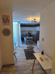 Stylish 2D apartment Next to Almagro Park Metro