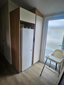 Jones caravan hire sycamore walk lyons robinhood rhyl