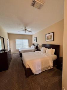 Right Direction Rentals 2 Bedroom Villa 9981