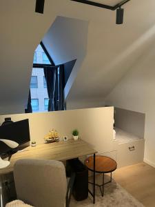 Business Executive Studio