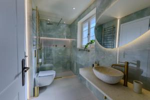 Newly Built Stone Villas with Private Swimming Pools and Gardens - The Four Counts