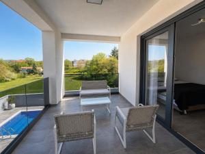 Villa H