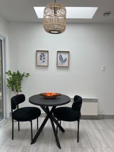 La Maison Lumiere with sunroom
