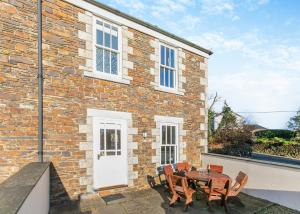 Green Acres Cottages