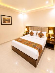 Hotel Urban Inn - The RK Hospitality Group #Prem Mandir #Chaar Dham Fully AC