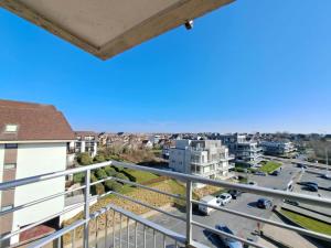 Sea View Family Stay for 8