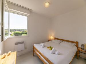 3 BED APARTMENT WITH GARDEN