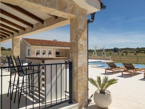 Charming villa Viliska with heated pool