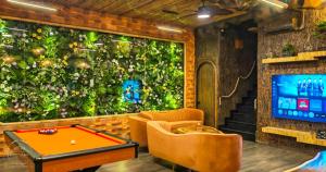 MANJILAND Luxury Pool Villa Pattaya Walking Street