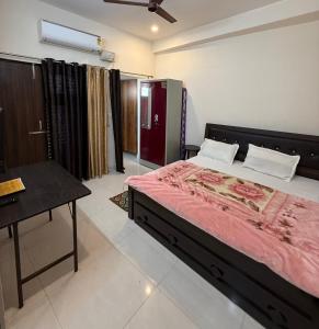 Raj Homestay- Comfortable Family Stay