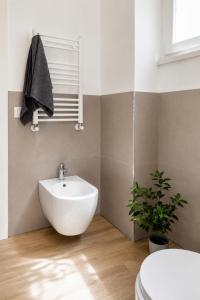 Penthouse Meda 169 -Modern Apartment near Tiburtina By RHR