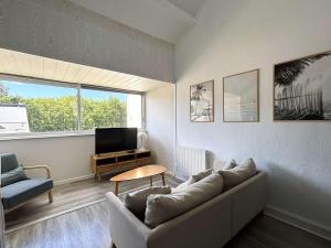 Duplex & studio, piscine, tennis - 7 pers. - FR-1-481-197