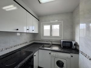Acogedor apartamento, vista al mar - 4 pers. - HISP-7-107