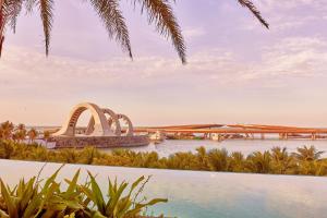 Signature Apartments by Sunset Host - Free Pool, Gym & Ocean - Fireworks view