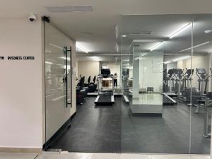 Loft nuevo de lujo con balcón y vista histórica de la Ciudad de México