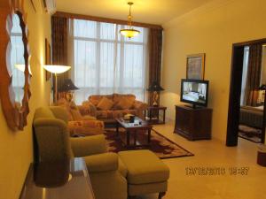 One-Bedroom Suite room in Issham Hotel