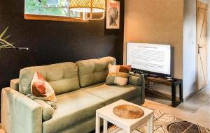 2 Bedroom Beautiful Home In Kopalino