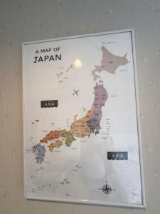 Near the station, 6-minute walk, entire first floor available, high-speed Wi-Fi, convenient for sightseeing and shopping, direct access to Tokyo Tower, the Imperial Palace, and Tokyo Dome